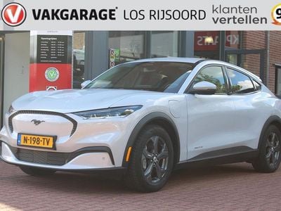 Wit Occasion 2021 Ford Mustang Mach-E SUV | € 21.785