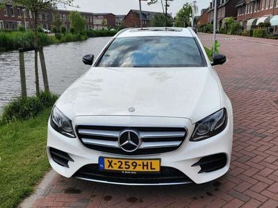 Mercedes E200