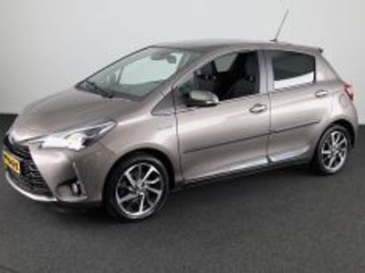 tweedehands Toyota Yaris 1.5 Hybrid Premium