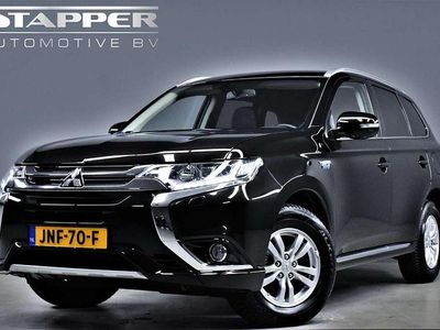 Zwart Occasion 2016 Mitsubishi Outlander P-HEV Edition SUV | € 16.995 (Eerlijke prijs)