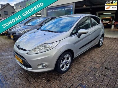 tweedehands Ford Fiesta 1.4 Titanium 2E EIGENAAR|12MND GARANTIE|AUTOMAAT|AIRCO|LMV