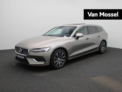 Grijs Occasion 2026 Volvo V60 Inscription Stationwagen | € 31.900 (Super prijs)