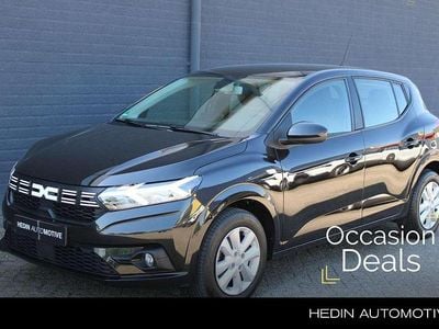 Zwart Occasion 2023 Dacia Sandero Expression Hatchback | € 13.895 (Goede deal)
