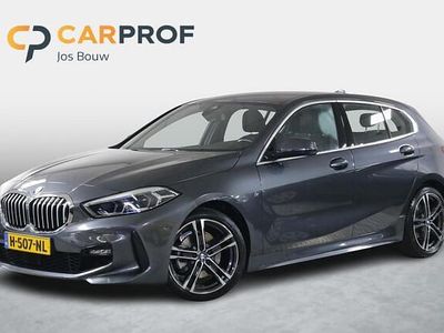 Occasion BMW 118 Executive 140 PK (102 kW) 2020 Grijs Hatchback