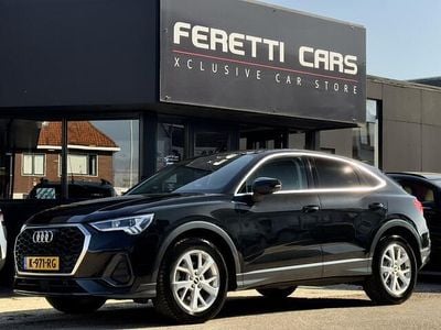 Zwart (metallic) Gebruikt 2021 Audi Q3 Sportback Basis SUV | € 24.900 (Goede deal)