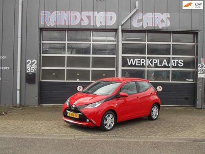 tweedehands Toyota Aygo 1.0 VVT-i x-play Automaat Camera Airco Έlectric Pakket 5Deurs 20