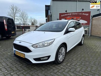 tweedehands Ford Focus Wagon 1.5 TDCI Lease Edition Trekhaak | Navigatie