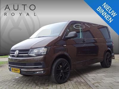 tweedehands VW Transporter 2.0 TDI L1H1 Trendline Navigatie, Camera, 20 Inch LM-Velgen, Airco, CruiseControl, Elec ramen, Parkeersensoren, Trekhaak