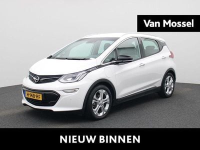 Wit Gebruikt 2020 Opel Ampera Business Hatchback | € 15.900 (Eerlijke prijs)