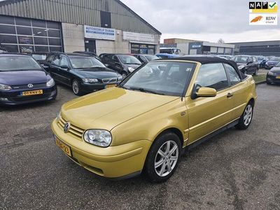 tweedehands VW Golf Cabriolet 2.0 Highline Bj:1998 NAP!