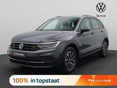 Grijs Occasion 2024 VW Tiguan Business SUV | € 34.750 (Super prijs)