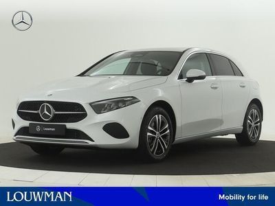 tweedehands Mercedes A250 e Star Edition | Extra USB-poorten | Dodehoekassistent | Verwarmde stoelen vooraan | Parkeerpakket met achteruitrijcamera | High-performance led-koplampen |