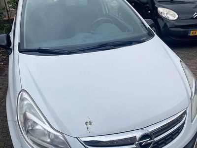 Occasion Opel Corsa Edition 86 PK (63 kW) 2012 Wit Hatchback