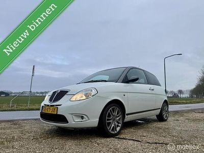 Beige Occasion 2007 Lancia Ypsilon Hatchback | € 1.995 (Eerlijke prijs)