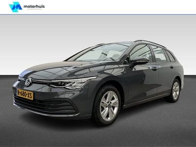 Grijs Gebruikt 2022 VW Golf VIII Business Stationwagen | € 23.440 (Eerlijke prijs)
