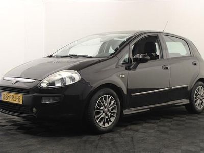 Zwart Gebruikt 2011 Fiat Punto Evo Dynamic Hatchback | € 1.450 (Eerlijke prijs)