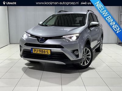 Grijs Occasion 2017 Toyota RAV4 Executive SUV | € 22.900 (Eerlijke prijs)