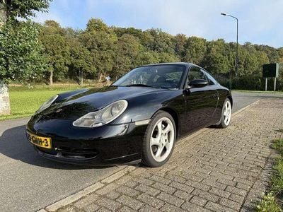 Porsche 911 Carrera 4