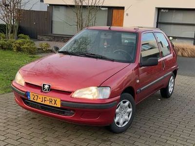 tweedehands Peugeot 106 1.1 XTX Zéér lage km NAP