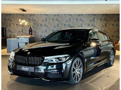 Zwart Occasion 2020 BMW 520 Executive Sedan | € 32.950 (Iets duurder)