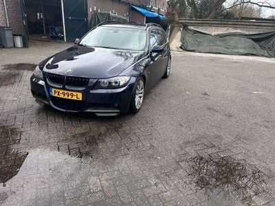 BMW 325
