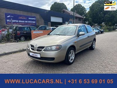 Nissan Almera