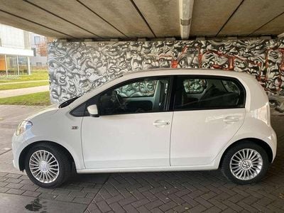 Wit Occasion 2013 VW up! Hatchback | € 4.995 (Eerlijke prijs)