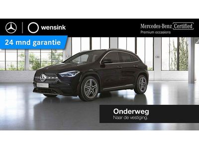 Zwart Occasion 2023 Mercedes GLA250 AMG line SUV | € 42.850 (Eerlijke prijs)