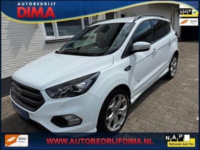 Wit Gebruikt 2018 Ford Kuga ST-Line SUV | € 21.690 (Eerlijke prijs)