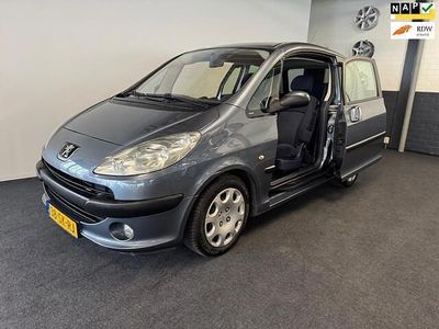 Peugeot 1007