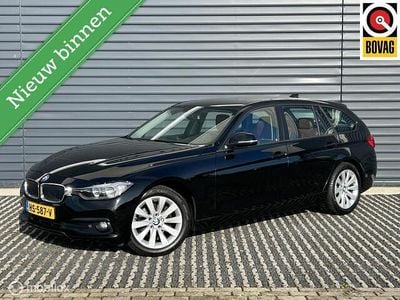 Zwart Occasion 2015 BMW 316 Stationwagen | € 12.495 (Iets duurder)