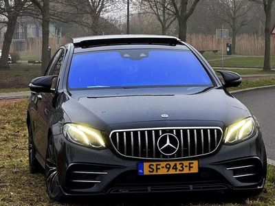 Zwart Occasion 2016 Mercedes E350 Prestige Sedan | € 16.000