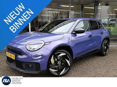 Paars Nieuw 2025 Fiat 600E Abarth SUV | € 38.900