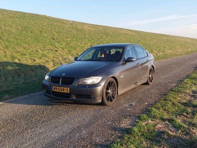 tweedehands BMW 325 i High Executive