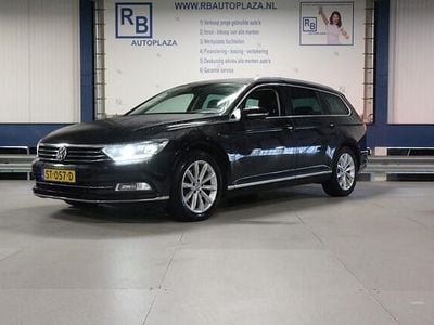 Zwart Gebruikt 2018 VW Passat Highline Stationwagen | € 10.950 (Eerlijke prijs)