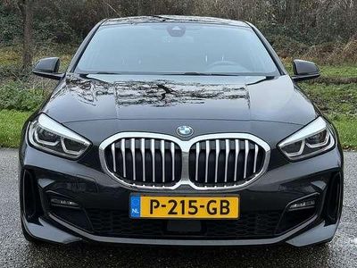 Zwart Gebruikt 2021 BMW 120 Hatchback | € 29.875 (Duur)