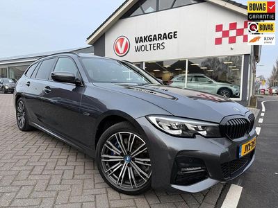 Occasion BMW 330e Executive 2022 Grijs (metallic) Stationwagen