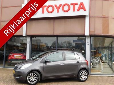 tweedehands Toyota Yaris 1.3 VVTi Sol AIRCO / LEDEREN BEKLEDING