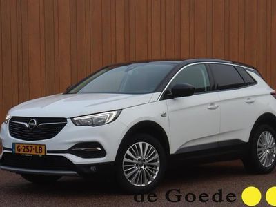 Wit Occasion 2019 Opel Grandland X Innovation SUV | € 19.940 (Eerlijke prijs)