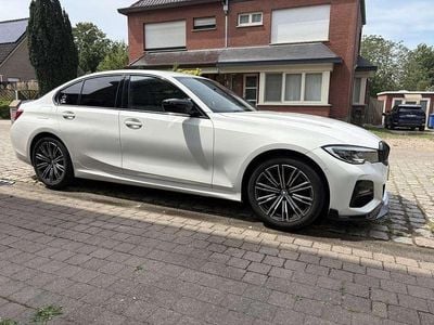BMW 330e