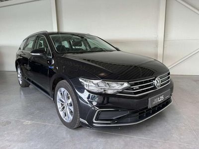 Zwart Gebruikt 2020 VW Passat GTE Stationwagen | € 25.900 (Iets duurder)