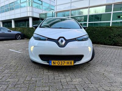 Grijs (metallic) Gebruikt 2016 Renault Zoe Intens Hatchback | € 5.950