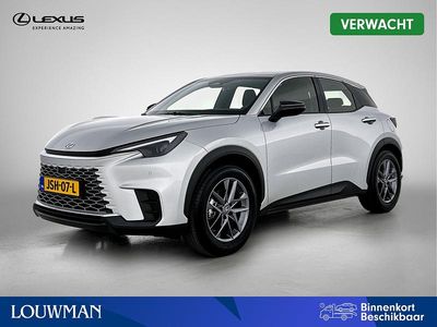 Grijs Occasion 2025 Lexus LBX Business Edition SUV | € 35.950 (Eerlijke prijs)