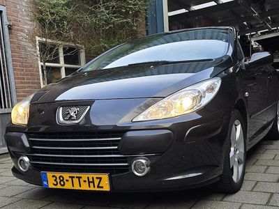 Zwart (metallic) Gebruikt 2007 Peugeot 307 CC Cabriolet | € 2.450 (Duur)