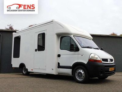 Wit Gebruikt 2004 Renault Master Van | € 14.440