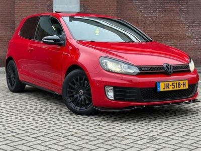 Occasion VW Golf VI Highline 161 PK (118 kW) 2010 Rood Hatchback