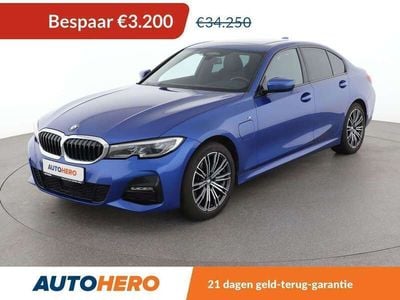 BMW 330e