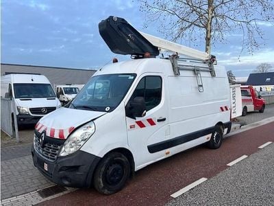 Wit Occasion 2018 Renault Master Van | € 10.950 (Iets duurder)