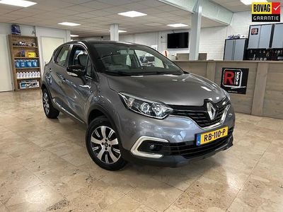 Grijs Gebruikt 2017 Renault Captur Zen SUV | € 12.995 (Eerlijke prijs)