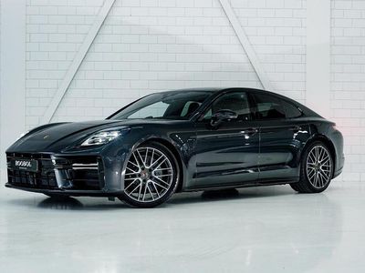Grijs Occasion 2024 Porsche Panamera Hatchback | € 139.900